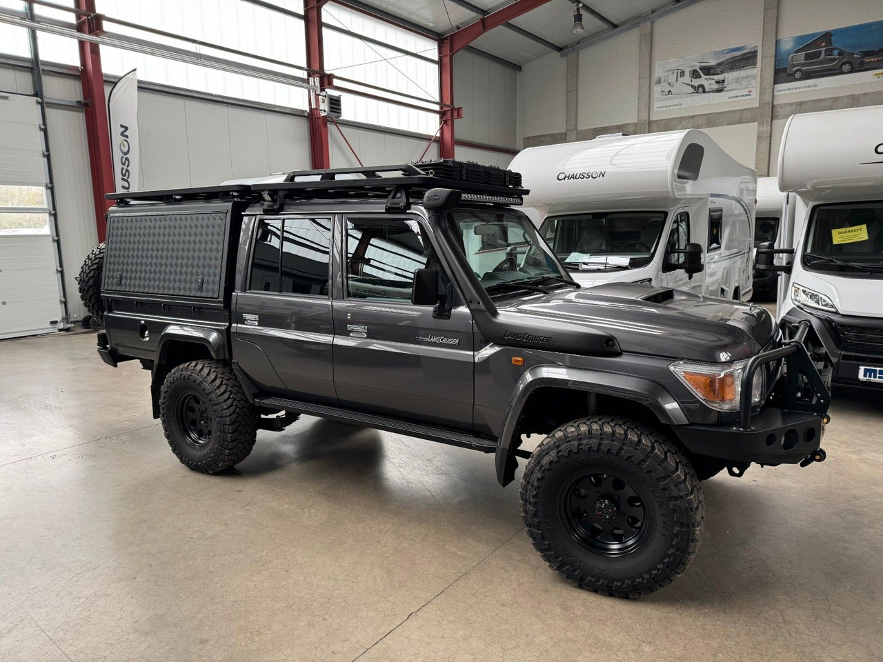 Toyota TOYOTA LAND CRUISER GRJ 79 DC - VX LIMITED - Avolava-auto: kuva Toyota TOYOTA LAND CRUISER GRJ 79 DC - VX LIMITED - Avolava-auto Toyota TOYOTA LAND CRUISER GRJ 79 DC - VX LIMITED - Avolava-auto: kuva Toyota TOYOTA LAND CRUISER GRJ 79 DC - VX LIMITED - Avolava-auto