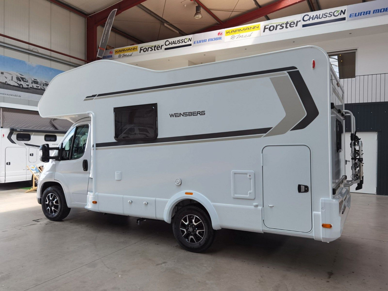 Weinsberg CARAHOME 600 DKG / 140PS / ETAGENBETTEN / 5xPERS - Alkoviauto: kuva Weinsberg CARAHOME 600 DKG / 140PS / ETAGENBETTEN / 5xPERS - Alkoviauto Weinsberg CARAHOME 600 DKG / 140PS / ETAGENBETTEN / 5xPERS - Alkoviauto: kuva Weinsberg CARAHOME 600 DKG / 140PS / ETAGENBETTEN / 5xPERS - Alkoviauto