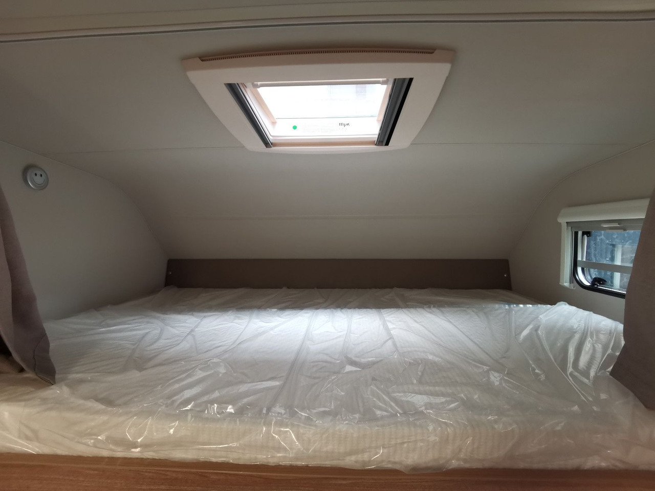 Leasing  Weinsberg CARAHOME 600 DKG/ -2025 - / 140PS / ETAGENBETTEN Weinsberg CARAHOME 600 DKG/ -2025 - / 140PS / ETAGENBETTEN: kuva Leasing  Weinsberg CARAHOME 600 DKG/ -2025 - / 140PS / ETAGENBETTEN Weinsberg CARAHOME 600 DKG/ -2025 - / 140PS / ETAGENBETTEN