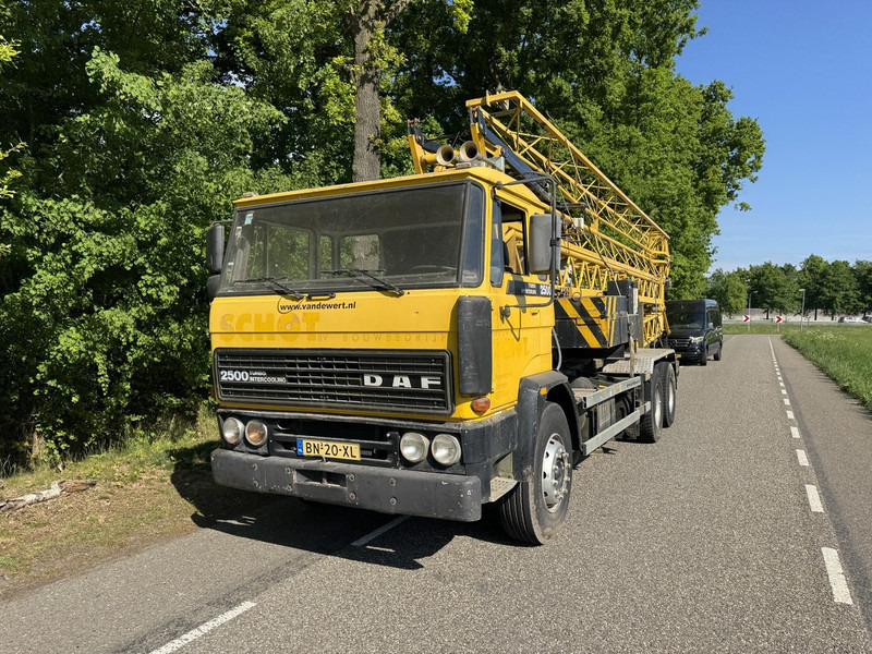 DAF 2500 - Ajoneuvonosturi: kuva DAF 2500 - Ajoneuvonosturi DAF 2500 - Ajoneuvonosturi: kuva DAF 2500 - Ajoneuvonosturi