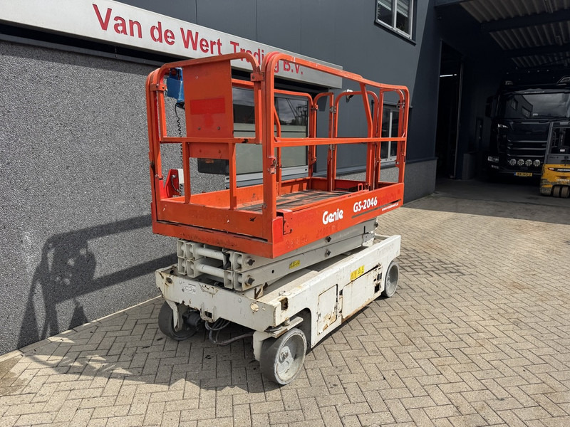 Genie GS2046 schaarlift schaar hoogwerker 2012 uur 8mtr werkhoogte - Saksilava: kuva Genie GS2046 schaarlift schaar hoogwerker 2012 uur 8mtr werkhoogte - Saksilava Genie GS2046 schaarlift schaar hoogwerker 2012 uur 8mtr werkhoogte - Saksilava: kuva Genie GS2046 schaarlift schaar hoogwerker 2012 uur 8mtr werkhoogte - Saksilava