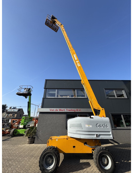 Genie S45 4x4 DEUTZ DIESEL 3000uur 15,7M Werkhoogte - Kuukulkija: kuva Genie S45 4x4 DEUTZ DIESEL 3000uur 15,7M Werkhoogte - Kuukulkija Genie S45 4x4 DEUTZ DIESEL 3000uur 15,7M Werkhoogte - Kuukulkija: kuva Genie S45 4x4 DEUTZ DIESEL 3000uur 15,7M Werkhoogte - Kuukulkija