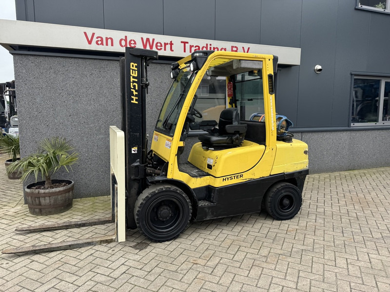 Hyster H 3.5 FT - Kaasutrukki: kuva Hyster H 3.5 FT - Kaasutrukki Hyster H 3.5 FT - Kaasutrukki: kuva Hyster H 3.5 FT - Kaasutrukki