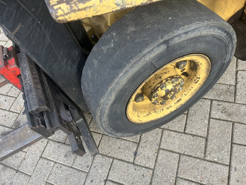 Hyster H2.50XL duplo355 sideshift ISUZU DIESEL - Dieseltrukki: kuva Hyster H2.50XL duplo355 sideshift ISUZU DIESEL - Dieseltrukki Hyster H2.50XL duplo355 sideshift ISUZU DIESEL - Dieseltrukki: kuva Hyster H2.50XL duplo355 sideshift ISUZU DIESEL - Dieseltrukki