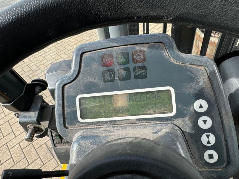 Sähkötrukki Jungheinrich EFG 430 K: kuva Sähkötrukki Jungheinrich EFG 430 K Sähkötrukki Jungheinrich EFG 430 K: kuva Sähkötrukki Jungheinrich EFG 430 K