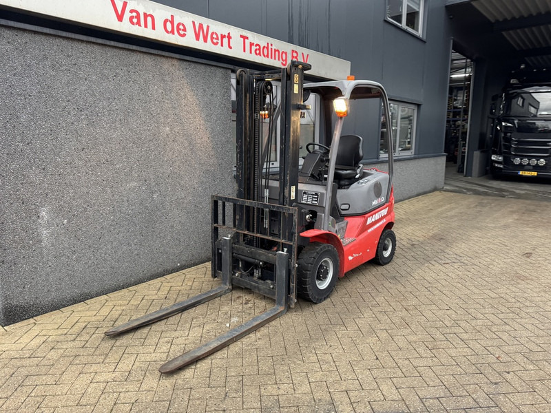 Manitou MI18D Duplo 330 Sideshift Diesel 2016 - Dieseltrukki: kuva Manitou MI18D Duplo 330 Sideshift Diesel 2016 - Dieseltrukki Manitou MI18D Duplo 330 Sideshift Diesel 2016 - Dieseltrukki: kuva Manitou MI18D Duplo 330 Sideshift Diesel 2016 - Dieseltrukki