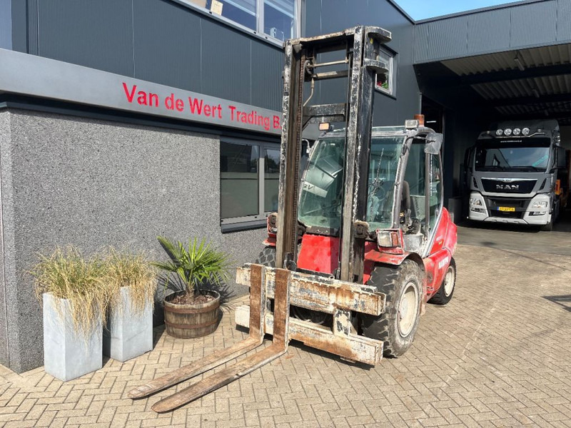 Manitou MSI50T MSI 50T duplo450 SIDESHIFT LUCHTBANDEN 2015 - Dieseltrukki: kuva Manitou MSI50T MSI 50T duplo450 SIDESHIFT LUCHTBANDEN 2015 - Dieseltrukki Manitou MSI50T MSI 50T duplo450 SIDESHIFT LUCHTBANDEN 2015 - Dieseltrukki: kuva Manitou MSI50T MSI 50T duplo450 SIDESHIFT LUCHTBANDEN 2015 - Dieseltrukki