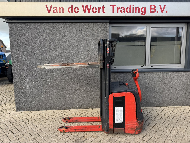 Onbekend - Pinoamistrukki: kuva Onbekend - Pinoamistrukki Onbekend - Pinoamistrukki: kuva Onbekend - Pinoamistrukki