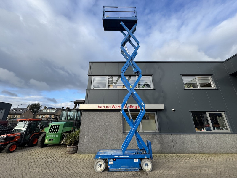 Skyjack SJ 3226 - Saksilava: kuva Skyjack SJ 3226 - Saksilava Skyjack SJ 3226 - Saksilava: kuva Skyjack SJ 3226 - Saksilava