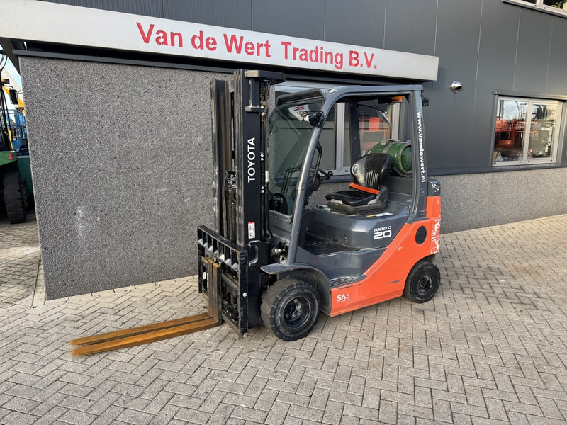 Toyota 02-8FGKF20 Triplo 470 Freelift/Sideshift 2020 Lpg - Kaasutrukki: kuva Toyota 02-8FGKF20 Triplo 470 Freelift/Sideshift 2020 Lpg - Kaasutrukki Toyota 02-8FGKF20 Triplo 470 Freelift/Sideshift 2020 Lpg - Kaasutrukki: kuva Toyota 02-8FGKF20 Triplo 470 Freelift/Sideshift 2020 Lpg - Kaasutrukki