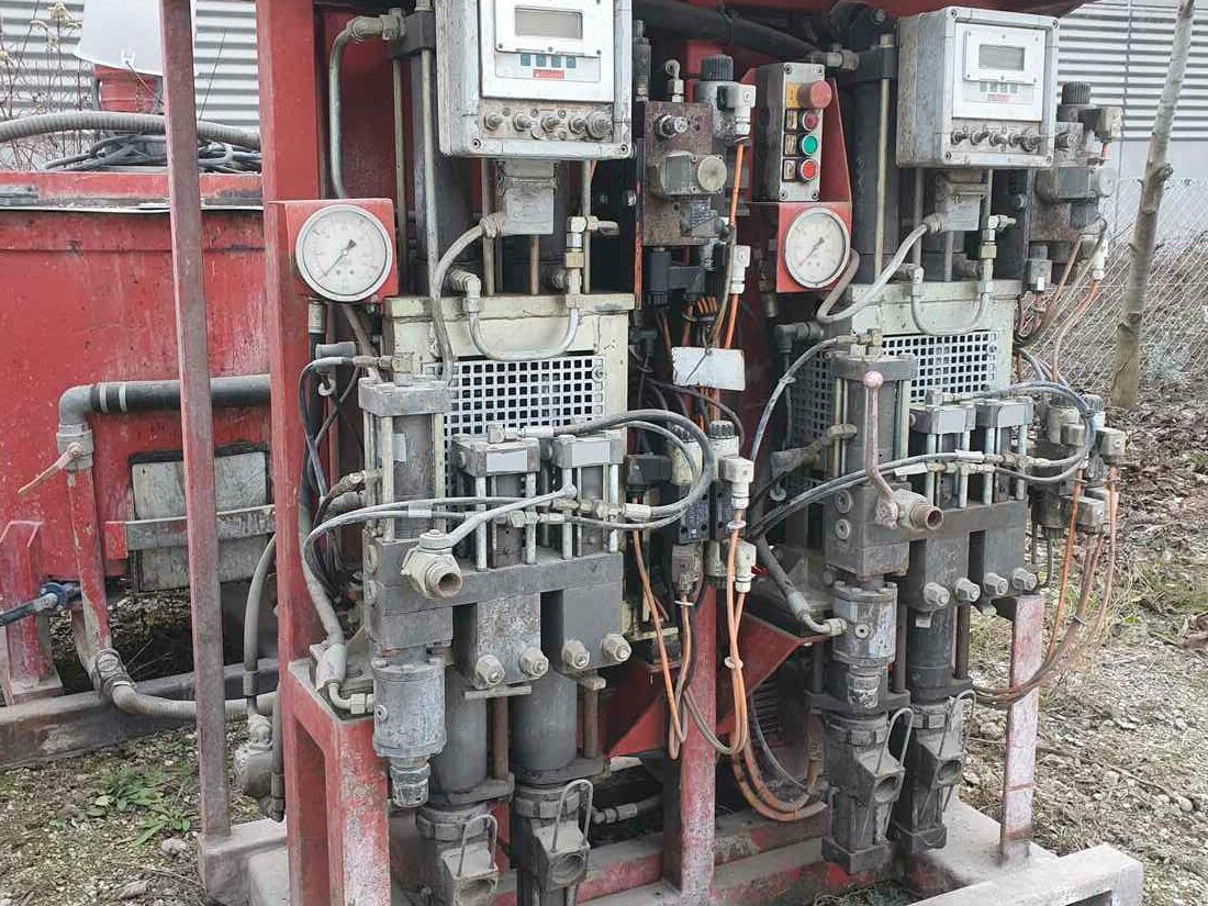 Obermann DP 63/ 2.3.J grout pump - Vesipumppu: kuva Obermann DP 63/ 2.3.J grout pump - Vesipumppu Obermann DP 63/ 2.3.J grout pump - Vesipumppu: kuva Obermann DP 63/ 2.3.J grout pump - Vesipumppu