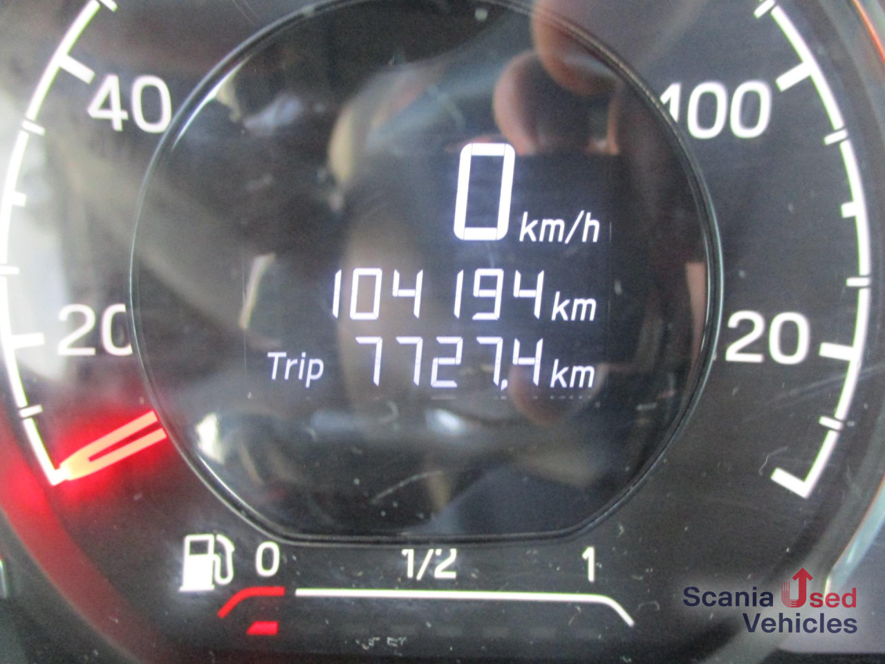 SCANIA P 320 B6x2*4LB Getränkeaufbau mit Lbw. / Full Air - Juomien kuljetukseen kuorma-auto: kuva SCANIA P 320 B6x2*4LB Getränkeaufbau mit Lbw. / Full Air - Juomien kuljetukseen kuorma-auto SCANIA P 320 B6x2*4LB Getränkeaufbau mit Lbw. / Full Air - Juomien kuljetukseen kuorma-auto: kuva SCANIA P 320 B6x2*4LB Getränkeaufbau mit Lbw. / Full Air - Juomien kuljetukseen kuorma-auto