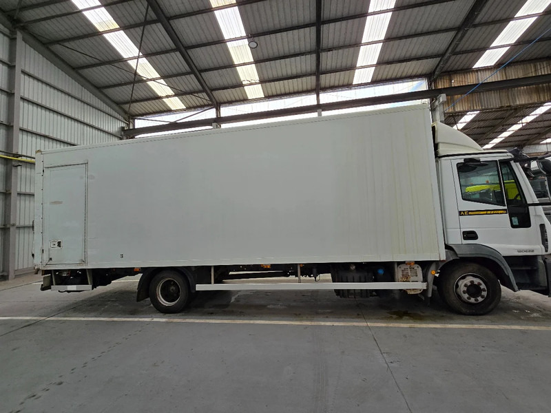 Iveco EuroCargo 120 E22 / MANUEL / EURO 5 / AIRCO - Umpikori kuorma-auto: kuva Iveco EuroCargo 120 E22 / MANUEL / EURO 5 / AIRCO - Umpikori kuorma-auto Iveco EuroCargo 120 E22 / MANUEL / EURO 5 / AIRCO - Umpikori kuorma-auto: kuva Iveco EuroCargo 120 E22 / MANUEL / EURO 5 / AIRCO - Umpikori kuorma-auto