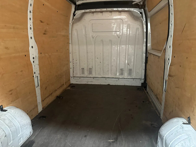 Renault Master 2.3 - Pakettiauto: kuva Renault Master 2.3 - Pakettiauto Renault Master 2.3 - Pakettiauto: kuva Renault Master 2.3 - Pakettiauto