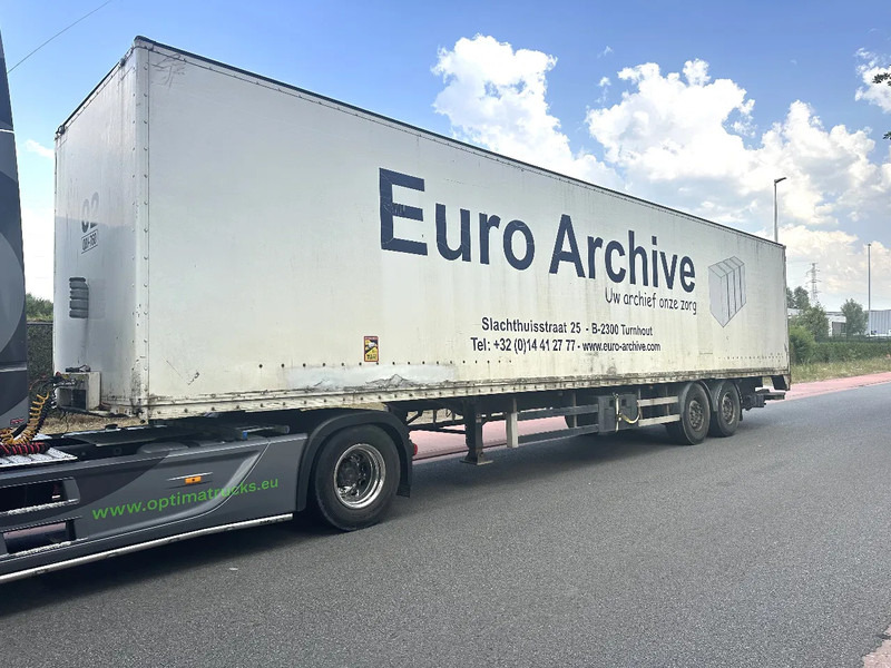 Renders S/00078 met laadklep - Umpikori puoliperävaunu: kuva Renders S/00078 met laadklep - Umpikori puoliperävaunu Renders S/00078 met laadklep - Umpikori puoliperävaunu: kuva Renders S/00078 met laadklep - Umpikori puoliperävaunu