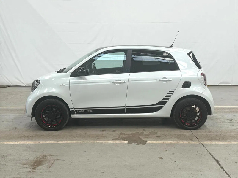 Smart Forfour ONE EQ / 100% ELECTRIC / BRABUS ALLOY WHEELS /EDITION ONE - Henkilöauto: kuva Smart Forfour ONE EQ / 100% ELECTRIC / BRABUS ALLOY WHEELS /EDITION ONE - Henkilöauto Smart Forfour ONE EQ / 100% ELECTRIC / BRABUS ALLOY WHEELS /EDITION ONE - Henkilöauto: kuva Smart Forfour ONE EQ / 100% ELECTRIC / BRABUS ALLOY WHEELS /EDITION ONE - Henkilöauto