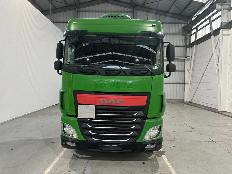 DAF XF 106.440 Spacecab - STANDAIRCO - Vetopöytäauto: kuva DAF XF 106.440 Spacecab - STANDAIRCO - Vetopöytäauto DAF XF 106.440 Spacecab - STANDAIRCO - Vetopöytäauto: kuva DAF XF 106.440 Spacecab - STANDAIRCO - Vetopöytäauto