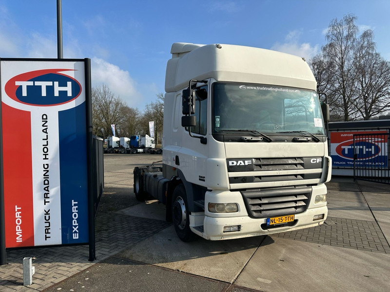 DAF CF85.430 SpaceCab Euro3 Excellent Condition - Vetopöytäauto: kuva DAF CF85.430 SpaceCab Euro3 Excellent Condition - Vetopöytäauto DAF CF85.430 SpaceCab Euro3 Excellent Condition - Vetopöytäauto: kuva DAF CF85.430 SpaceCab Euro3 Excellent Condition - Vetopöytäauto