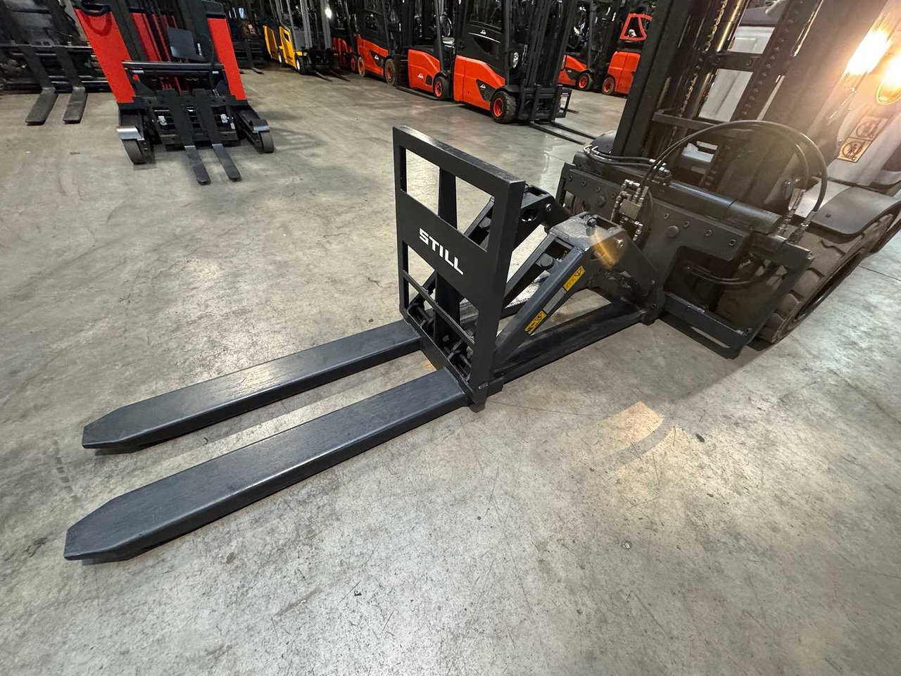 Vastapainotrukki 10/2025 SERVICE + UVV 11/2026 STILL RX60-50 5.000KG TRIPLEX 538CM 3.+4.: kuva Vastapainotrukki 10/2025 SERVICE + UVV 11/2026 STILL RX60-50 5.000KG TRIPLEX 538CM 3.+4.