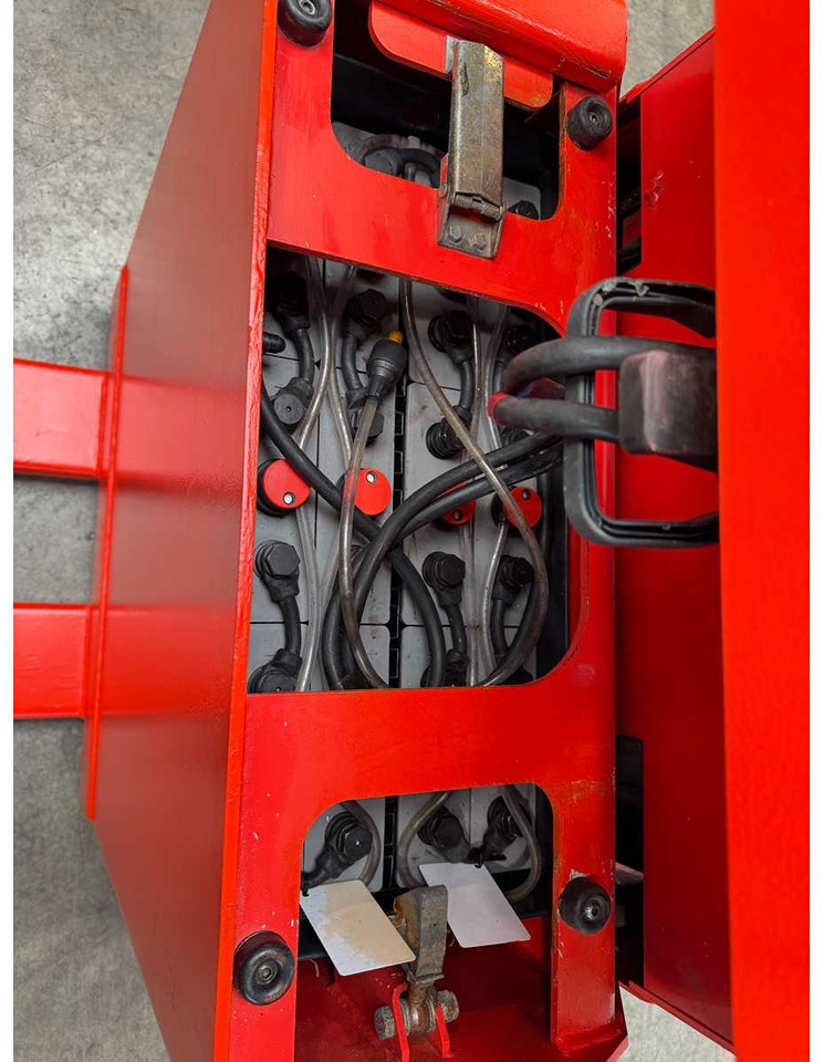 Vastapainotrukki 13/2024 SERVICE +UVV 10/2026 LINDE T20SF 2.000KG PALLET TRUCK ANT STACKER 3.098 HOURS: kuva Vastapainotrukki 13/2024 SERVICE +UVV 10/2026 LINDE T20SF 2.000KG PALLET TRUCK ANT STACKER 3.098 HOURS Vastapainotrukki 13/2024 SERVICE +UVV 10/2026 LINDE T20SF 2.000KG PALLET TRUCK ANT STACKER 3.098 HOURS: kuva Vastapainotrukki 13/2024 SERVICE +UVV 10/2026 LINDE T20SF 2.000KG PALLET TRUCK ANT STACKER 3.098 HOURS