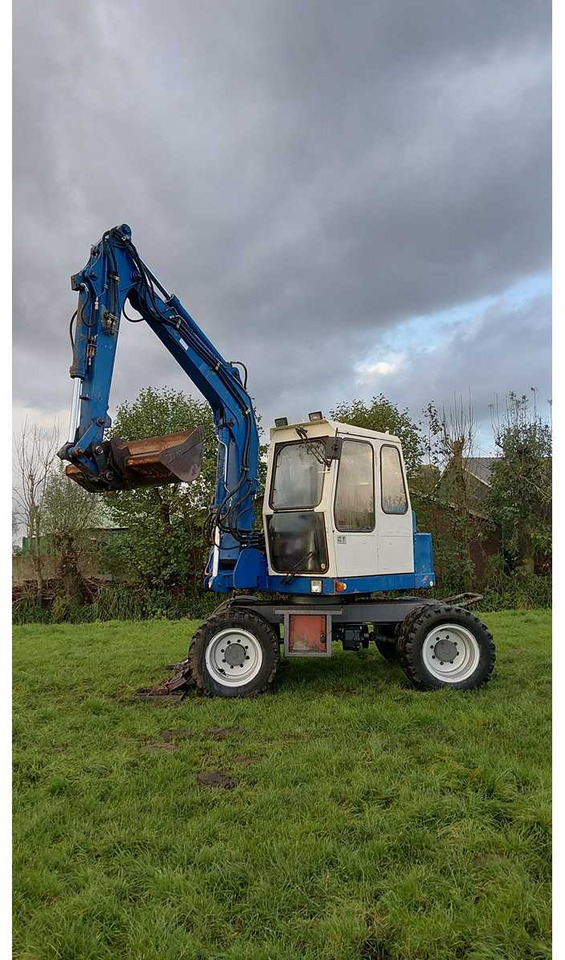 1989 ATLAS 1004 WHEELED EXCAVATOR - Pyöräalustainen kaivinkone: kuva 1989 ATLAS 1004 WHEELED EXCAVATOR - Pyöräalustainen kaivinkone 1989 ATLAS 1004 WHEELED EXCAVATOR - Pyöräalustainen kaivinkone: kuva 1989 ATLAS 1004 WHEELED EXCAVATOR - Pyöräalustainen kaivinkone