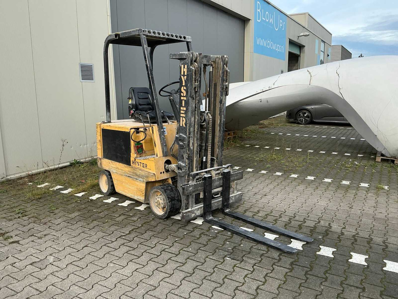 1993 HYSTER E2.00 XL FORKLIFT - Vastapainotrukki: kuva 1993 HYSTER E2.00 XL FORKLIFT - Vastapainotrukki 1993 HYSTER E2.00 XL FORKLIFT - Vastapainotrukki: kuva 1993 HYSTER E2.00 XL FORKLIFT - Vastapainotrukki