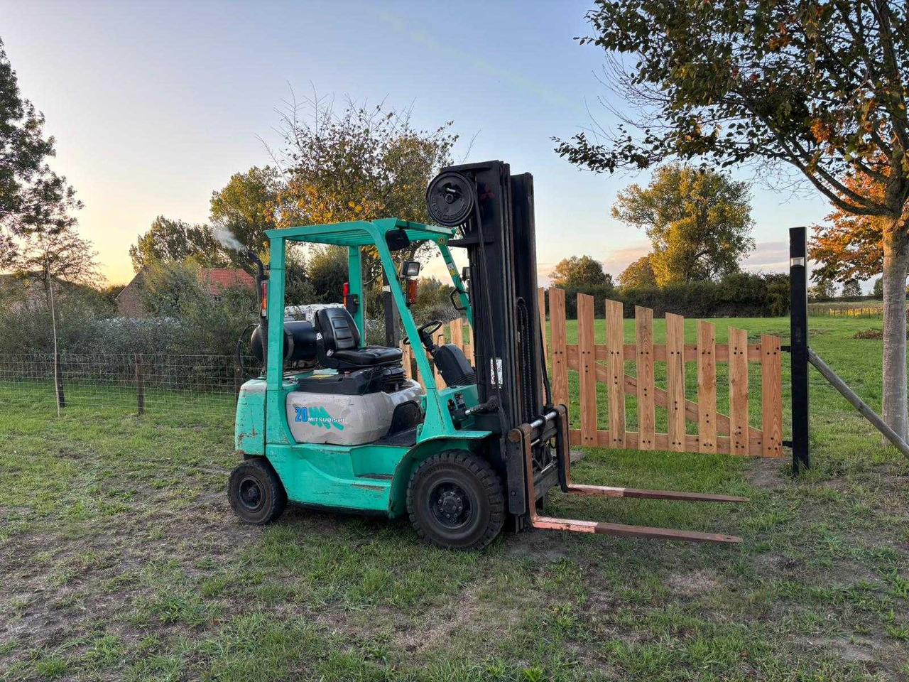 1997 MITSUBISHI FG20 - FORKLIFT - Vastapainotrukki: kuva 1997 MITSUBISHI FG20 - FORKLIFT - Vastapainotrukki 1997 MITSUBISHI FG20 - FORKLIFT - Vastapainotrukki: kuva 1997 MITSUBISHI FG20 - FORKLIFT - Vastapainotrukki