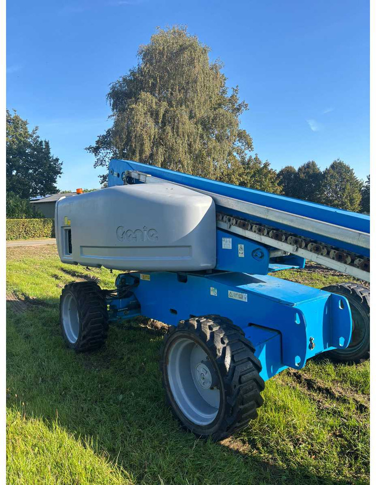 2008 GENIE S-60 AERIAL PLATFORM - Henkilönostin: kuva 2008 GENIE S-60 AERIAL PLATFORM - Henkilönostin 2008 GENIE S-60 AERIAL PLATFORM - Henkilönostin: kuva 2008 GENIE S-60 AERIAL PLATFORM - Henkilönostin