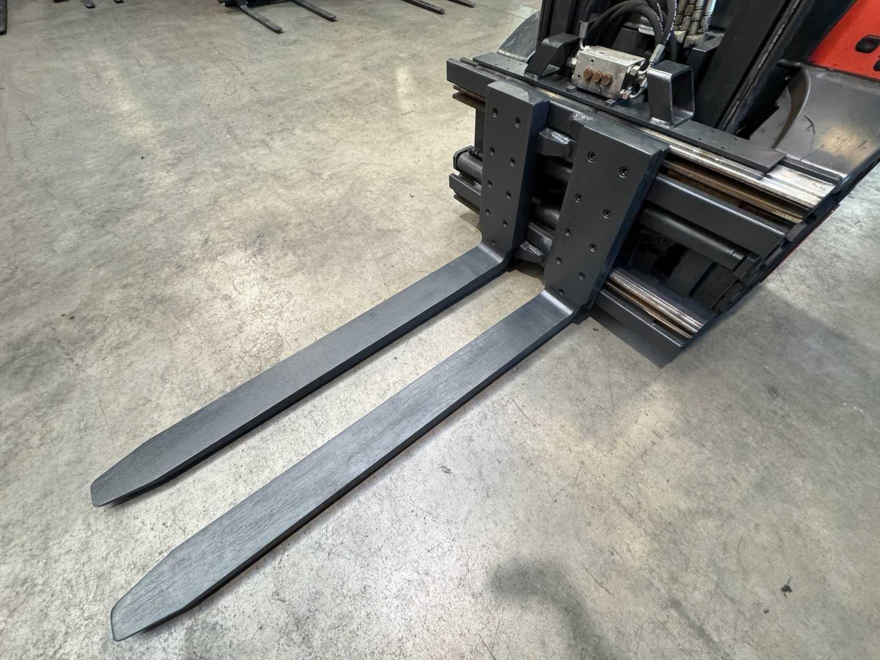 2008 SERVICE + UVV 01/2026 LINDE H35T 3.500KG 3.+4. VALVE WIDER 148CM FORK ADJUSTER GAS FORKLIFT FORKLIFT 10.543 HOURS - Vastapainotrukki: kuva 2008 SERVICE + UVV 01/2026 LINDE H35T 3.500KG 3.+4. VALVE WIDER 148CM FORK ADJUSTER GAS FORKLIFT FORKLIFT 10.543 HOURS - Vastapainotrukki 2008 SERVICE + UVV 01/2026 LINDE H35T 3.500KG 3.+4. VALVE WIDER 148CM FORK ADJUSTER GAS FORKLIFT FORKLIFT 10.543 HOURS - Vastapainotrukki: kuva 2008 SERVICE + UVV 01/2026 LINDE H35T 3.500KG 3.+4. VALVE WIDER 148CM FORK ADJUSTER GAS FORKLIFT FORKLIFT 10.543 HOURS - Vastapainotrukki