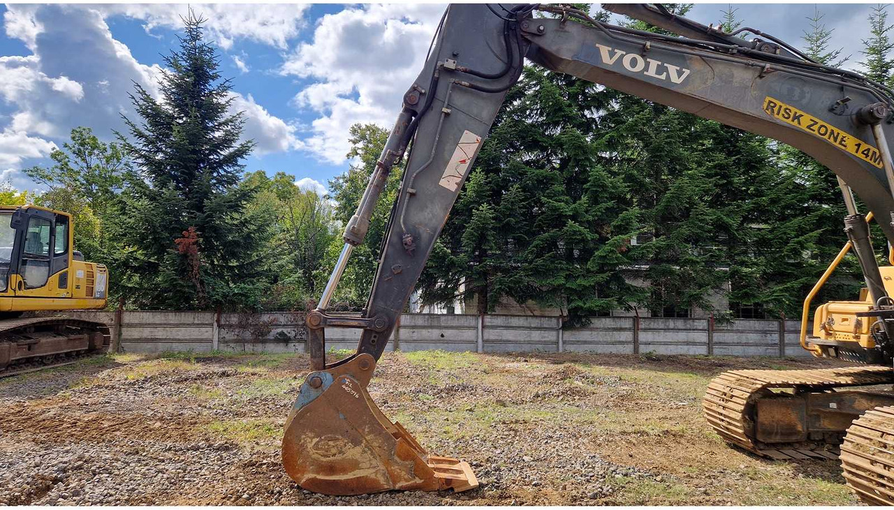 Kaivuri 2008 VOLVO EC140BLC TRACKED EXCAVATOR: kuva Kaivuri 2008 VOLVO EC140BLC TRACKED EXCAVATOR