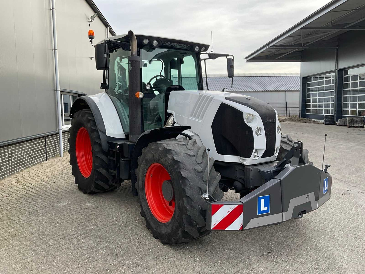 2013 CLAAS ARION 630 ALL-WHEEL DRIVE FARM TRACTOR - Traktori: kuva 2013 CLAAS ARION 630 ALL-WHEEL DRIVE FARM TRACTOR - Traktori 2013 CLAAS ARION 630 ALL-WHEEL DRIVE FARM TRACTOR - Traktori: kuva 2013 CLAAS ARION 630 ALL-WHEEL DRIVE FARM TRACTOR - Traktori