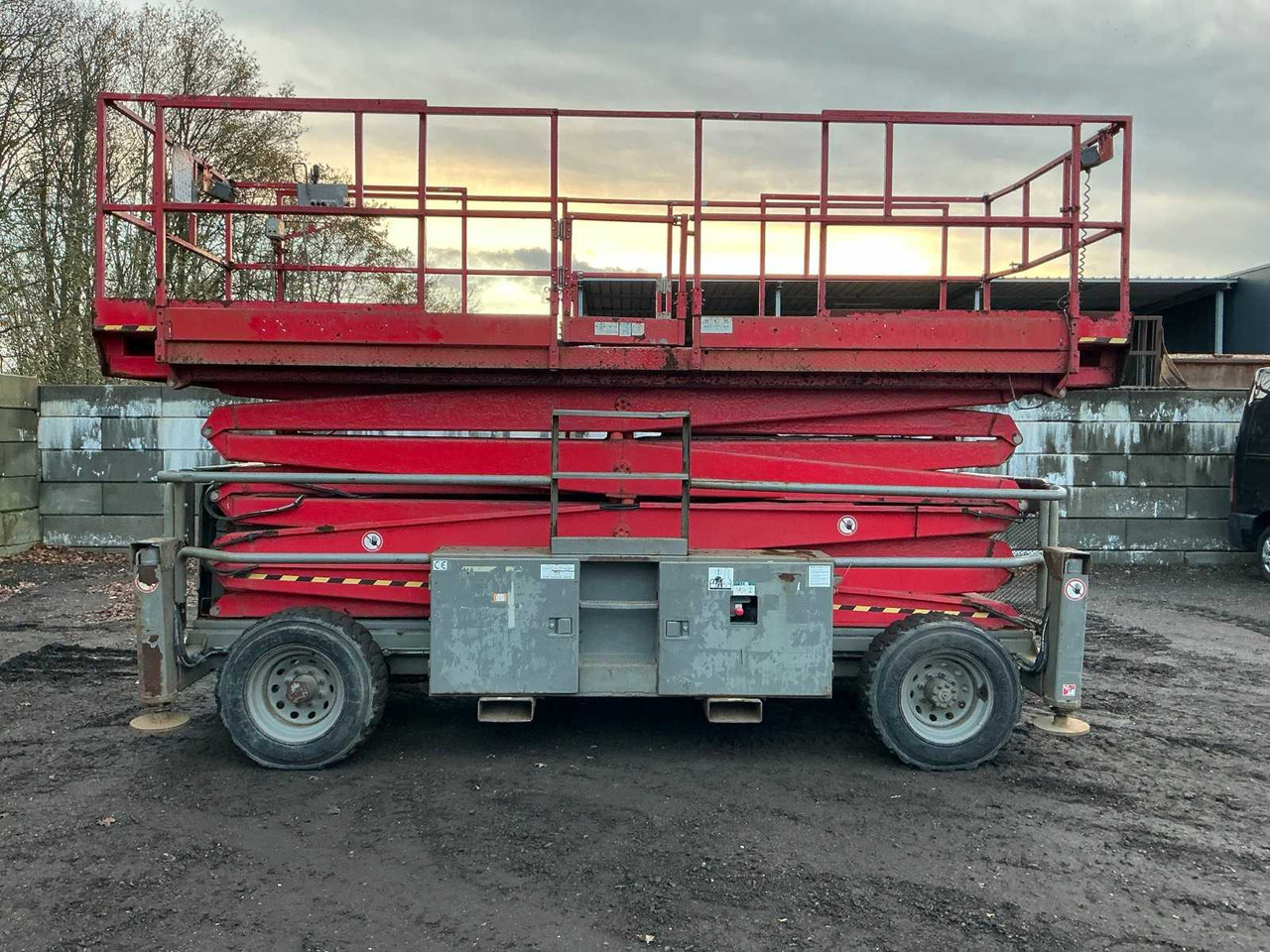 2013 SKYJACK SJ 9250 AERIAL PLATFORM - Henkilönostin: kuva 2013 SKYJACK SJ 9250 AERIAL PLATFORM - Henkilönostin 2013 SKYJACK SJ 9250 AERIAL PLATFORM - Henkilönostin: kuva 2013 SKYJACK SJ 9250 AERIAL PLATFORM - Henkilönostin