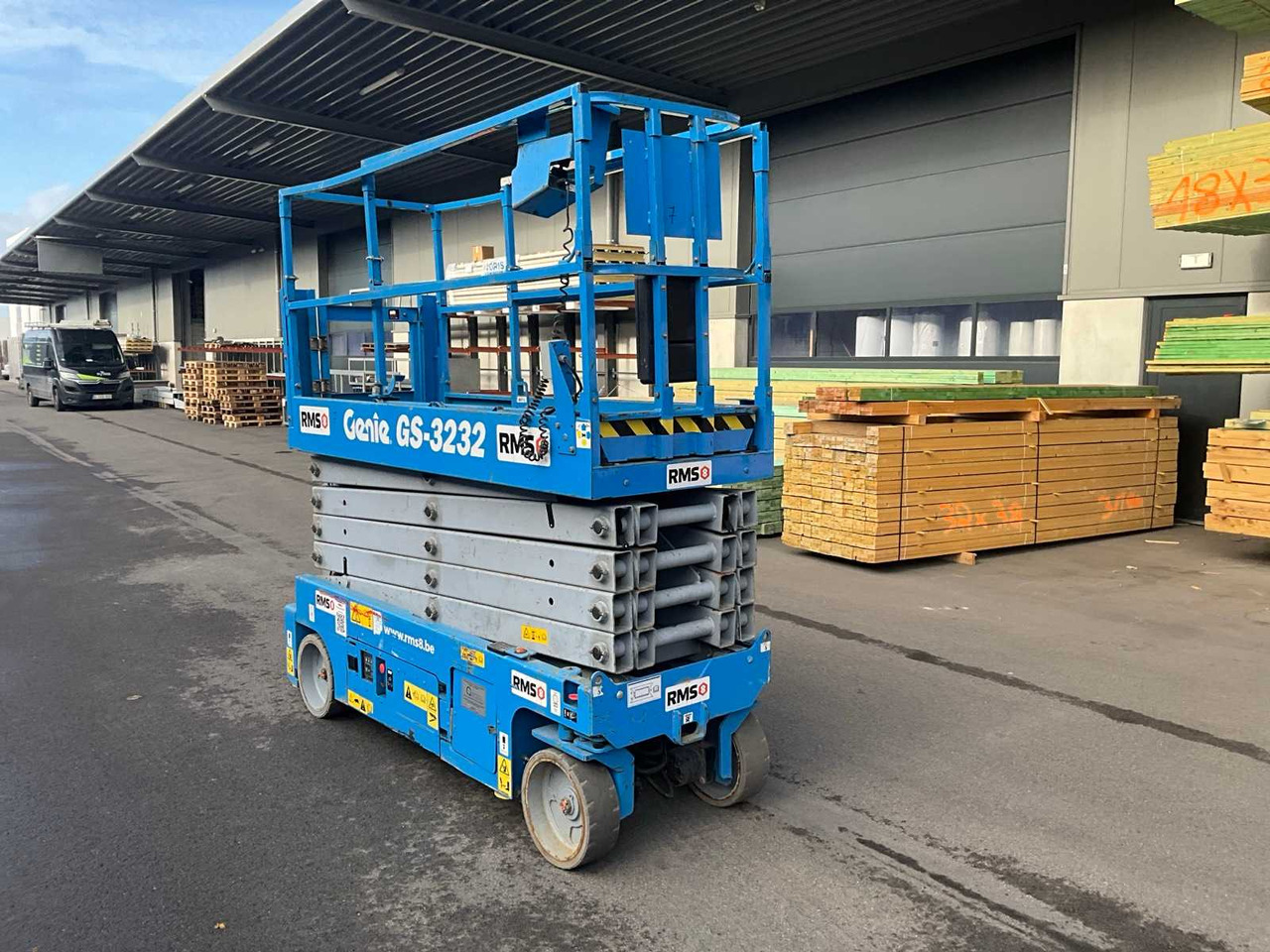 2015 GENIE GS-3232 AERIAL WORK PLATFORM - Henkilönostin: kuva 2015 GENIE GS-3232 AERIAL WORK PLATFORM - Henkilönostin 2015 GENIE GS-3232 AERIAL WORK PLATFORM - Henkilönostin: kuva 2015 GENIE GS-3232 AERIAL WORK PLATFORM - Henkilönostin