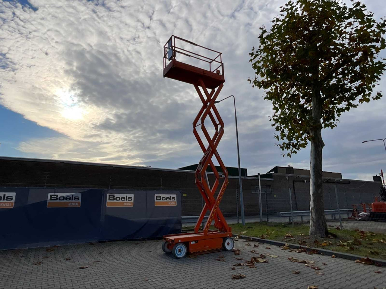 2015 SKYJACK SJ III 3220 AERIAL PLATFORM - Henkilönostin: kuva 2015 SKYJACK SJ III 3220 AERIAL PLATFORM - Henkilönostin 2015 SKYJACK SJ III 3220 AERIAL PLATFORM - Henkilönostin: kuva 2015 SKYJACK SJ III 3220 AERIAL PLATFORM - Henkilönostin