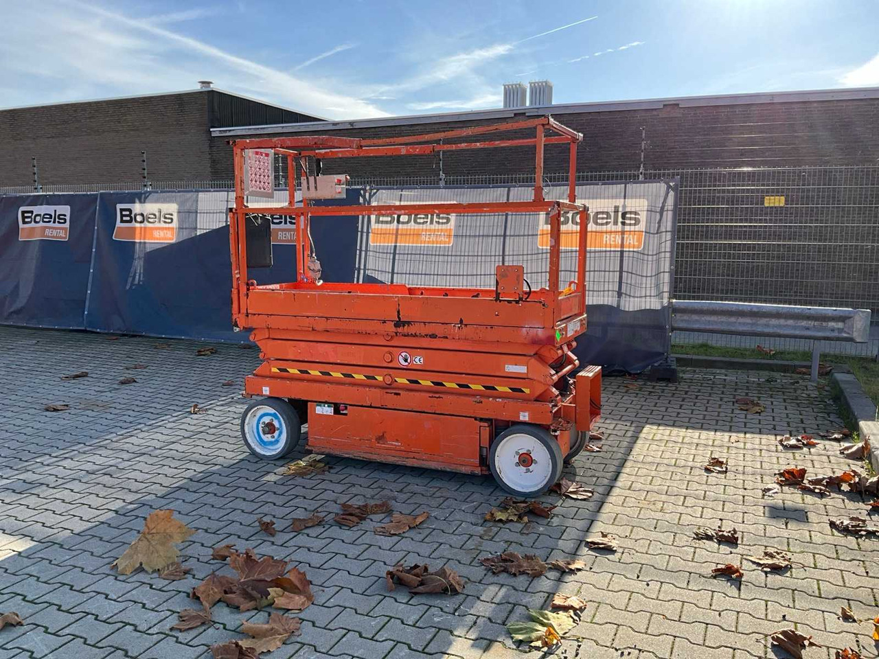 2015 SKYJACK SJ III 3220 AERIAL PLATFORM - Henkilönostin: kuva 2015 SKYJACK SJ III 3220 AERIAL PLATFORM - Henkilönostin 2015 SKYJACK SJ III 3220 AERIAL PLATFORM - Henkilönostin: kuva 2015 SKYJACK SJ III 3220 AERIAL PLATFORM - Henkilönostin