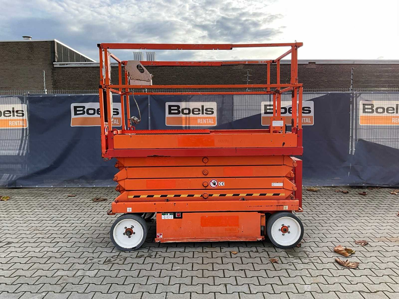 2015 SKYJACK SJ III 4626 AERIAL PLATFORM - Henkilönostin: kuva 2015 SKYJACK SJ III 4626 AERIAL PLATFORM - Henkilönostin 2015 SKYJACK SJ III 4626 AERIAL PLATFORM - Henkilönostin: kuva 2015 SKYJACK SJ III 4626 AERIAL PLATFORM - Henkilönostin