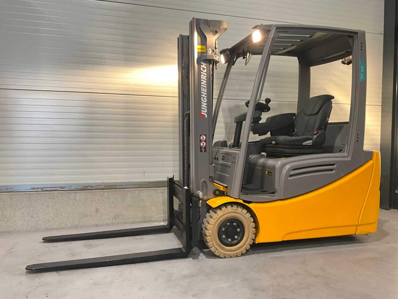 2016 JUNGHEINRICH EFG 216K FORKLIFT TRUCK - Vastapainotrukki: kuva 2016 JUNGHEINRICH EFG 216K FORKLIFT TRUCK - Vastapainotrukki 2016 JUNGHEINRICH EFG 216K FORKLIFT TRUCK - Vastapainotrukki: kuva 2016 JUNGHEINRICH EFG 216K FORKLIFT TRUCK - Vastapainotrukki