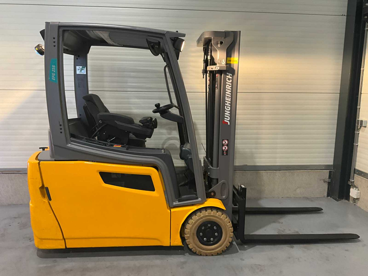 2016 JUNGHEINRICH EFG 216K FORKLIFT TRUCK - Vastapainotrukki: kuva 2016 JUNGHEINRICH EFG 216K FORKLIFT TRUCK - Vastapainotrukki 2016 JUNGHEINRICH EFG 216K FORKLIFT TRUCK - Vastapainotrukki: kuva 2016 JUNGHEINRICH EFG 216K FORKLIFT TRUCK - Vastapainotrukki