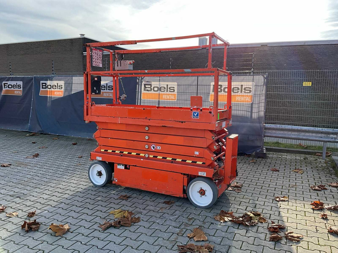 2016 SKYJACK SJ III 3226 AERIAL PLATFORM - Henkilönostin: kuva 2016 SKYJACK SJ III 3226 AERIAL PLATFORM - Henkilönostin 2016 SKYJACK SJ III 3226 AERIAL PLATFORM - Henkilönostin: kuva 2016 SKYJACK SJ III 3226 AERIAL PLATFORM - Henkilönostin