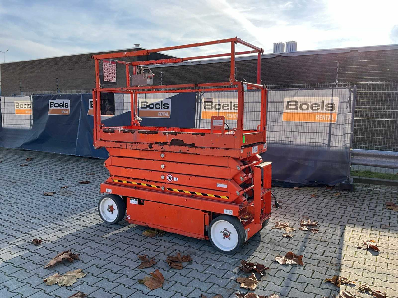 2016 SKYJACK SJ III 3226 AERIAL PLATFORM - Henkilönostin: kuva 2016 SKYJACK SJ III 3226 AERIAL PLATFORM - Henkilönostin 2016 SKYJACK SJ III 3226 AERIAL PLATFORM - Henkilönostin: kuva 2016 SKYJACK SJ III 3226 AERIAL PLATFORM - Henkilönostin