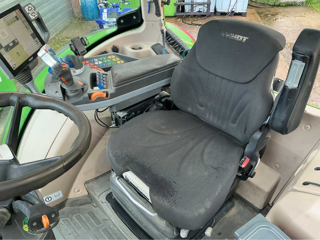 Traktori 2018 FENDT 724 S4 PROFIPLUS: kuva Traktori 2018 FENDT 724 S4 PROFIPLUS