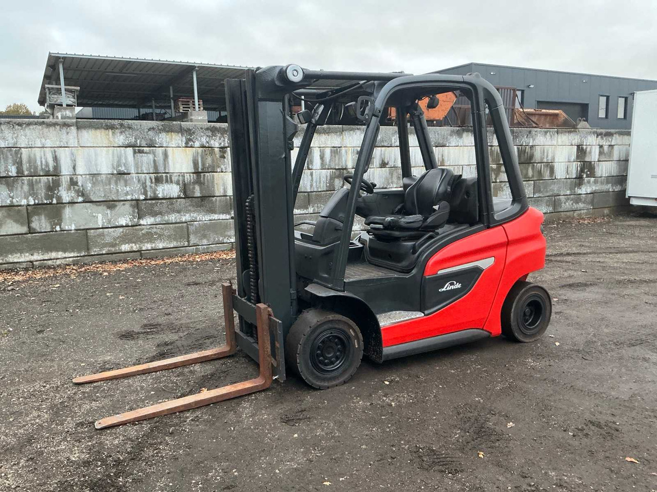 2022 LINDE H20D-01/600 FORKLIFT TRUCK - Vastapainotrukki: kuva 2022 LINDE H20D-01/600 FORKLIFT TRUCK - Vastapainotrukki 2022 LINDE H20D-01/600 FORKLIFT TRUCK - Vastapainotrukki: kuva 2022 LINDE H20D-01/600 FORKLIFT TRUCK - Vastapainotrukki