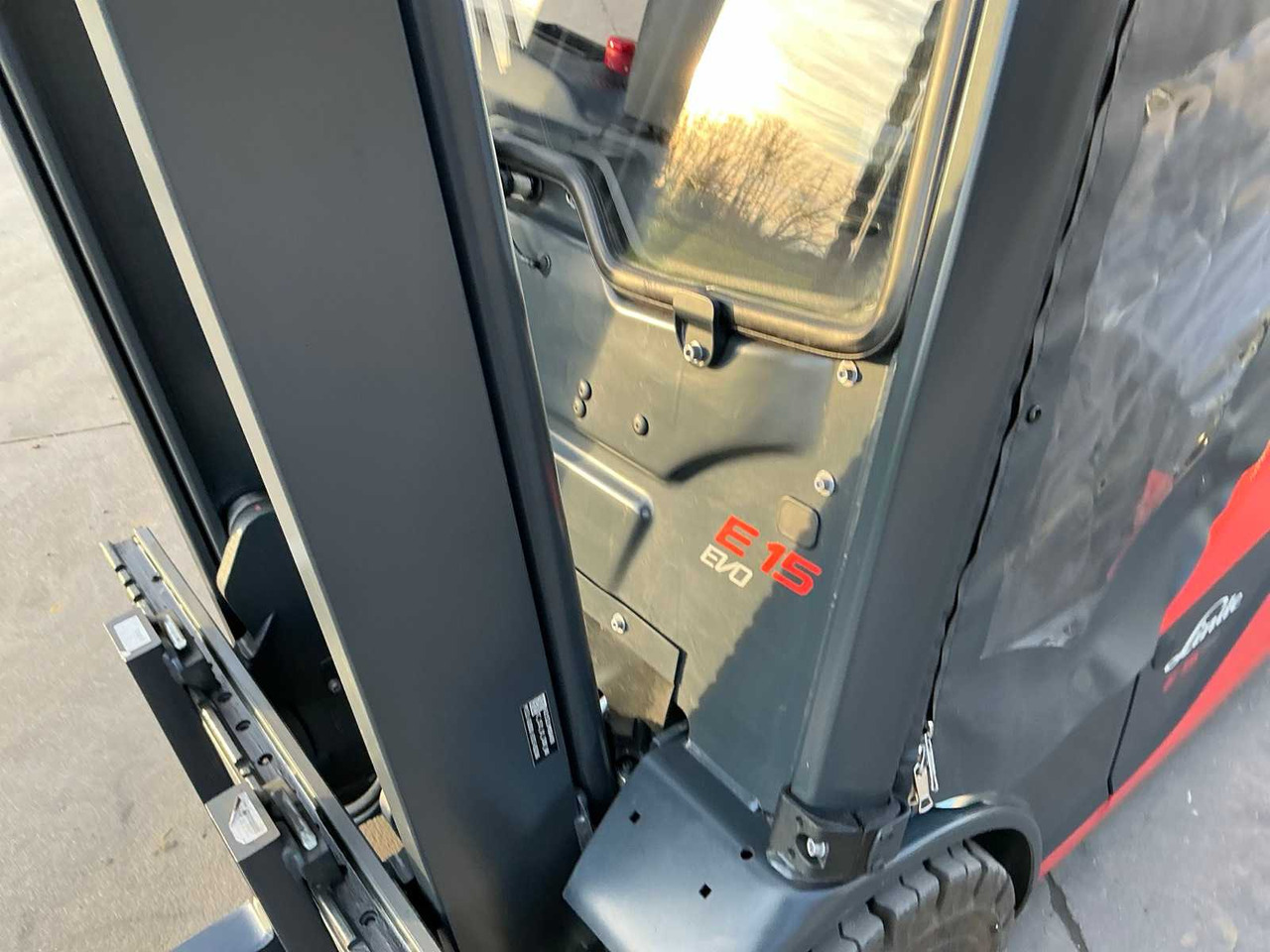 Vastapainotrukki 2023 LINDE E15-02 FORKLIFT: kuva Vastapainotrukki 2023 LINDE E15-02 FORKLIFT