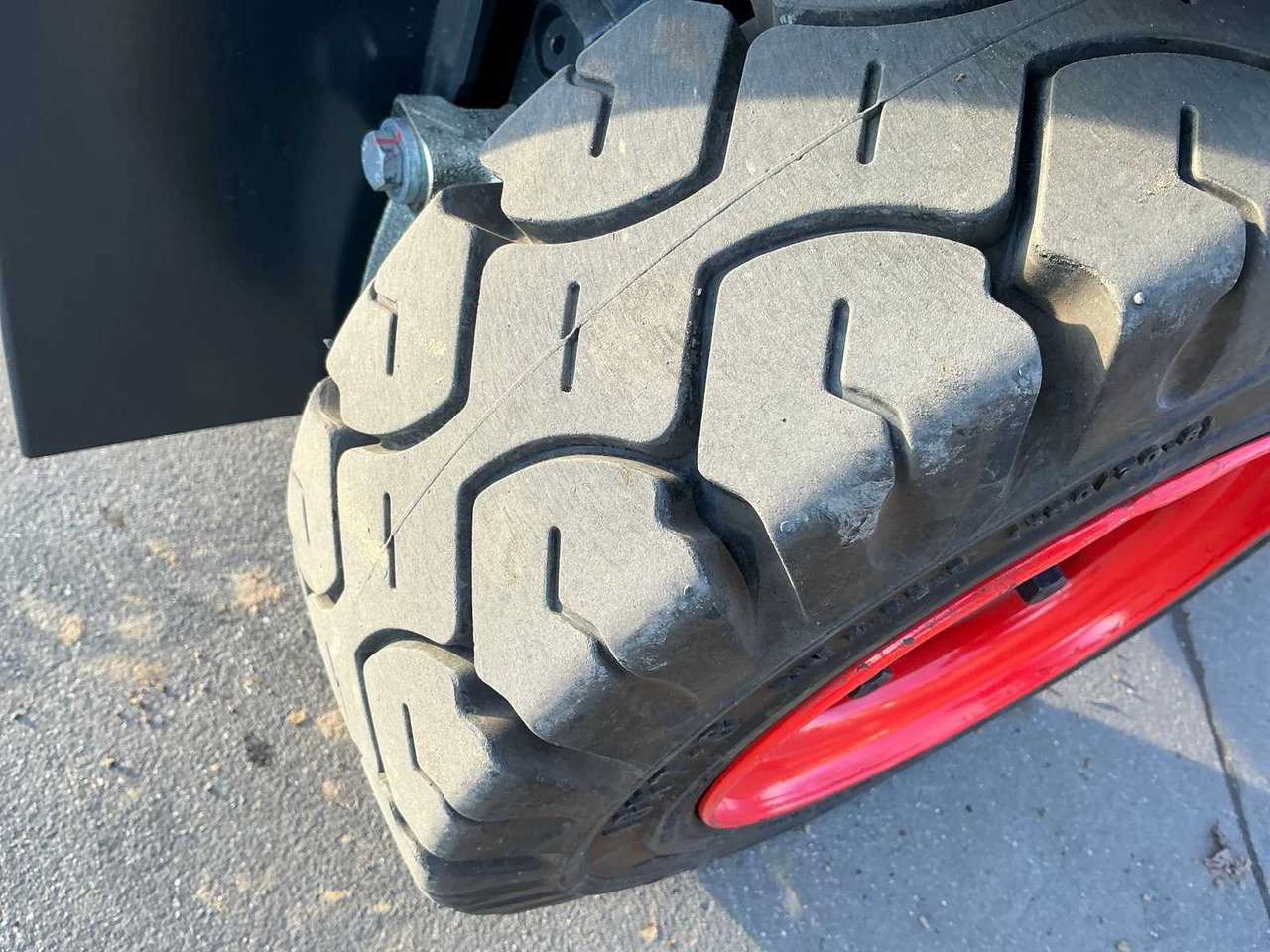 Vastapainotrukki 2023 LINDE E15-02 FORKLIFT: kuva Vastapainotrukki 2023 LINDE E15-02 FORKLIFT