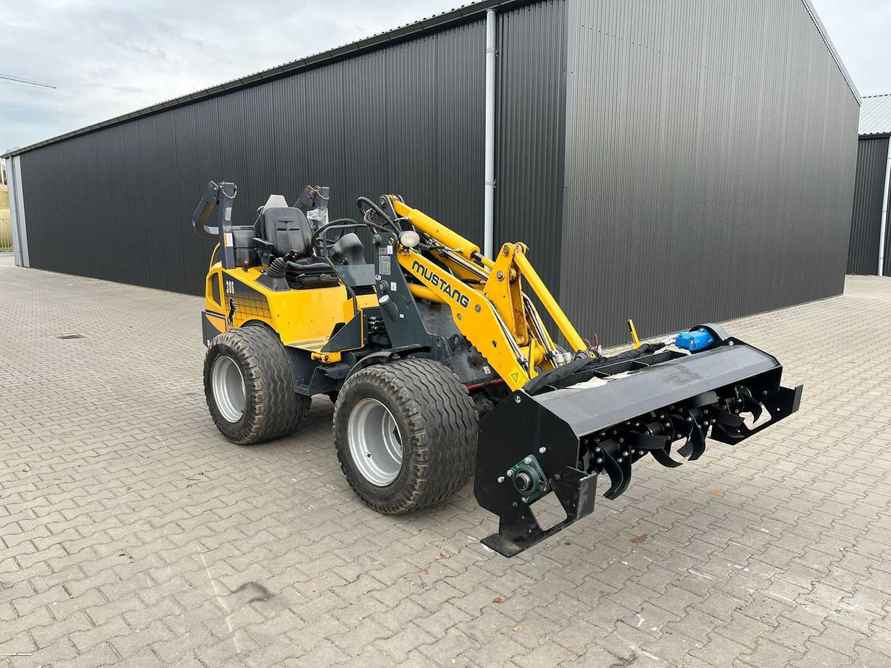 2025 - Easy-Going Tiller. - Kelajyrsin: kuva 2025 - Easy-Going Tiller. - Kelajyrsin 2025 - Easy-Going Tiller. - Kelajyrsin: kuva 2025 - Easy-Going Tiller. - Kelajyrsin