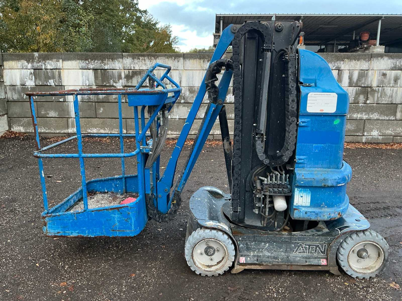 ATN PIAF 880R - Henkilönostin: kuva ATN PIAF 880R - Henkilönostin ATN PIAF 880R - Henkilönostin: kuva ATN PIAF 880R - Henkilönostin