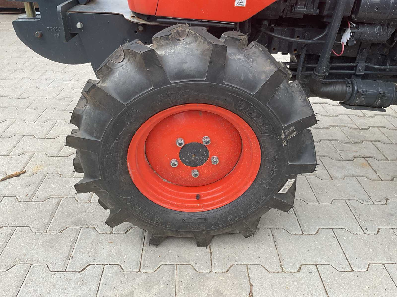 Avenger - Pientraktori: kuva Avenger - Pientraktori Avenger - Pientraktori: kuva Avenger - Pientraktori