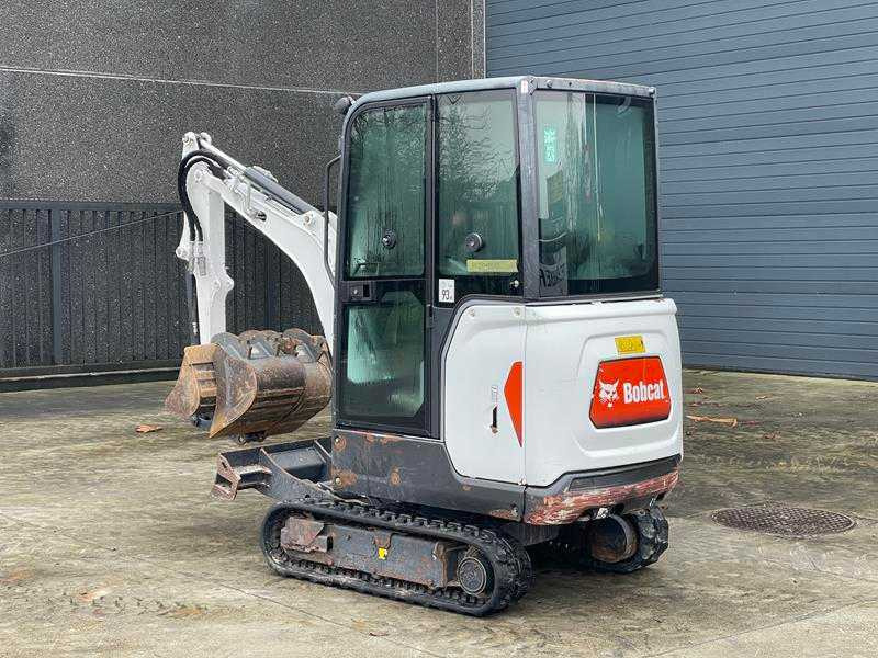 Bobcat E 19 - Minikuormaaja: kuva Bobcat E 19 - Minikuormaaja Bobcat E 19 - Minikuormaaja: kuva Bobcat E 19 - Minikuormaaja