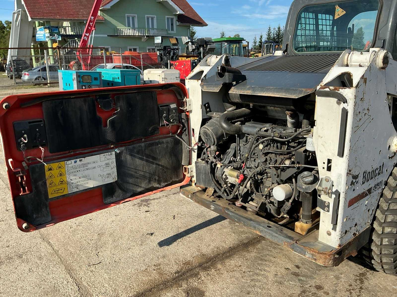 Bobcat S510 - Liukuohjattu kuormaaja: kuva Bobcat S510 - Liukuohjattu kuormaaja Bobcat S510 - Liukuohjattu kuormaaja: kuva Bobcat S510 - Liukuohjattu kuormaaja