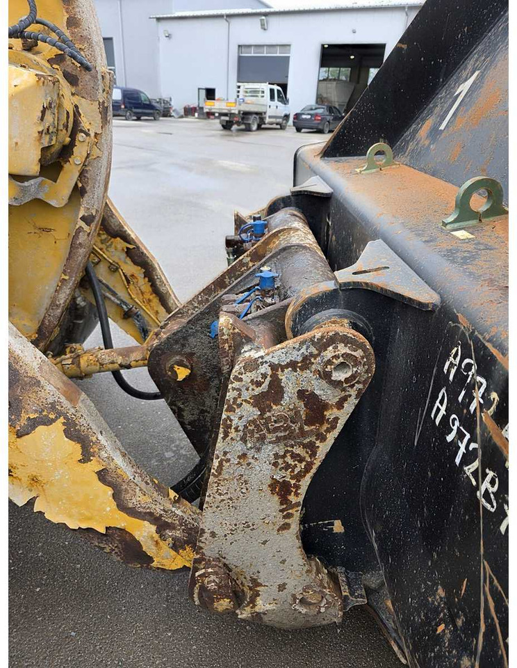 CAT - 966 MXE - WHEEL LOADER - 2017 - Pyöräkuormaaja: kuva CAT - 966 MXE - WHEEL LOADER - 2017 - Pyöräkuormaaja CAT - 966 MXE - WHEEL LOADER - 2017 - Pyöräkuormaaja: kuva CAT - 966 MXE - WHEEL LOADER - 2017 - Pyöräkuormaaja